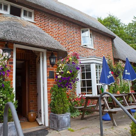 Pewsey The Seven Stars Inn מראה חיצוני תמונה