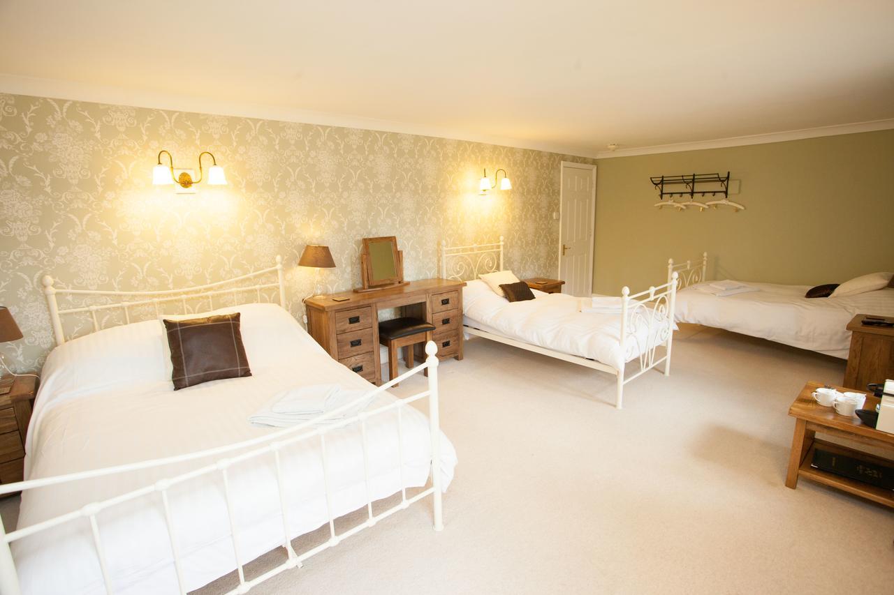 Pewsey The Seven Stars Inn מראה חיצוני תמונה